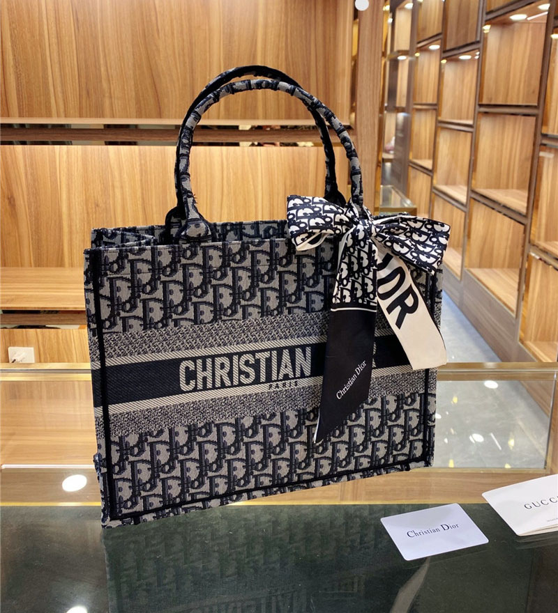 Christian Diorのトートバッグ