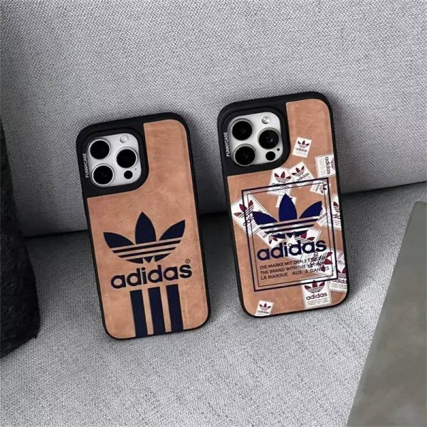 adidas パロディ iphone16/15/15pro ケース アディダス iphone14pro max/13pro カバー カップル ブランド iphone12/12プロ ケース おしゃれ かわいい