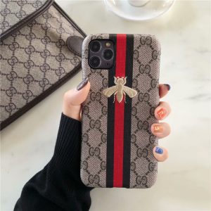 アイフォン15/15pro/14カバー グッチ 蛇 蜂 iphone13/13pro ケース ハイ ブランド メンズ iphone12pro 携帯ケース  刺繡